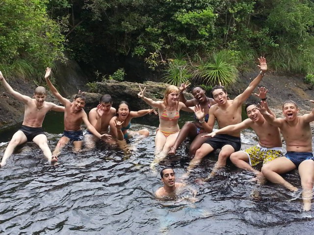 s_jawili-waterfall-trip